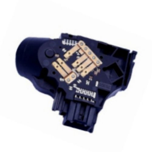 不同的五金，噴涂絲印加工會有不同的效果